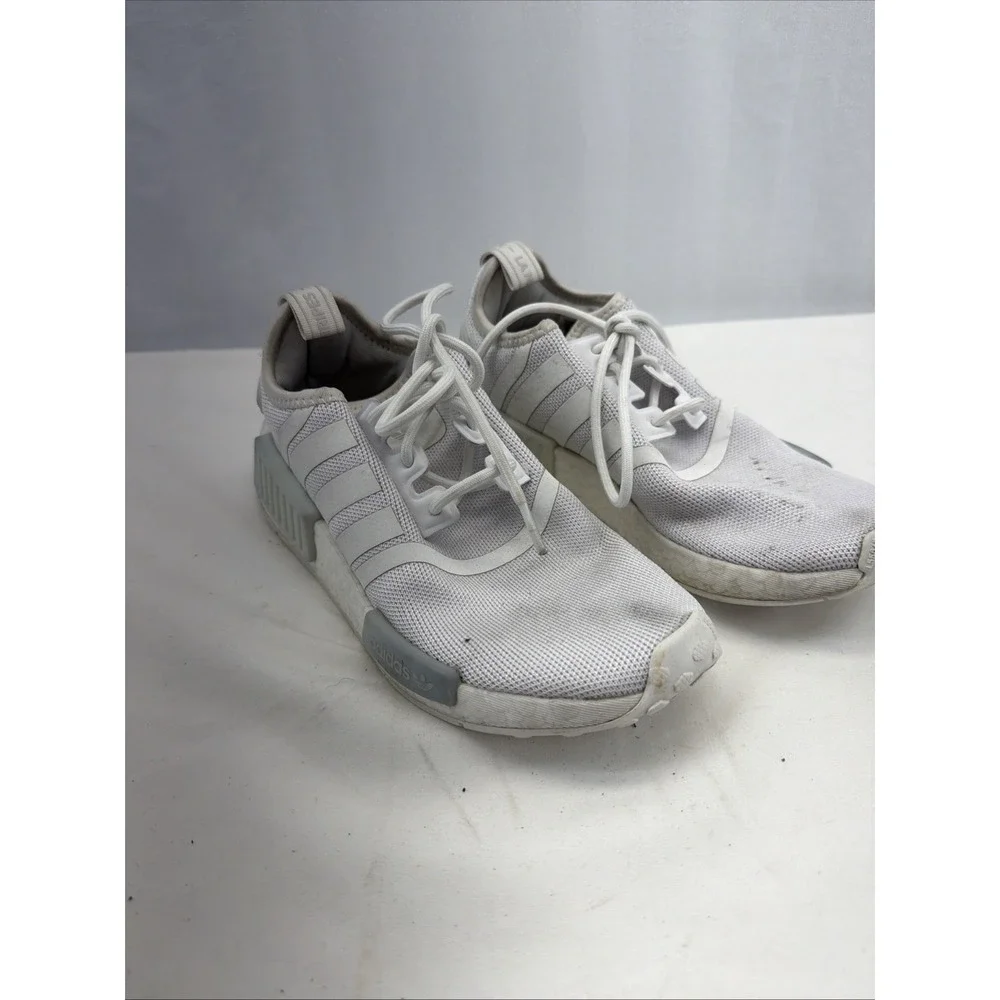 Adidas Originals Womens NMD R1 Sneakers White/White/Silver Metallic Size 3.5